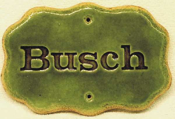 Namensschild, Klingelschild, Busch
